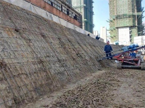 称多建筑边坡支护
